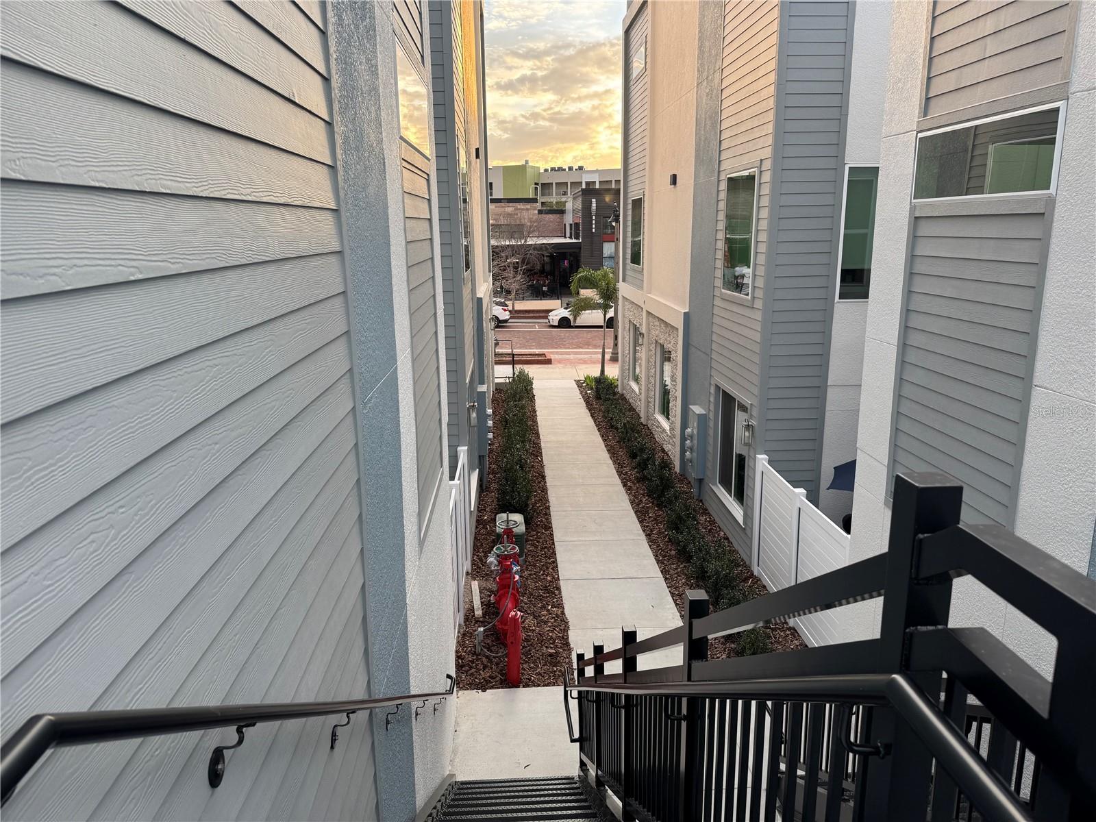 TOWNHOMES AT CITY PLACE - Commercial Lease