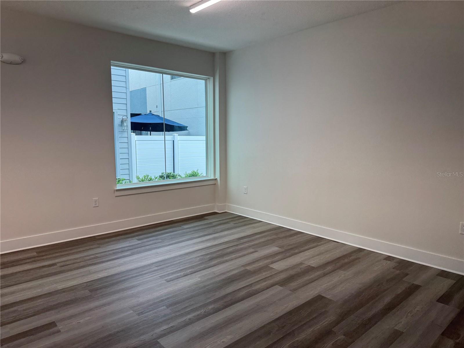 TOWNHOMES AT CITY PLACE - Commercial Lease