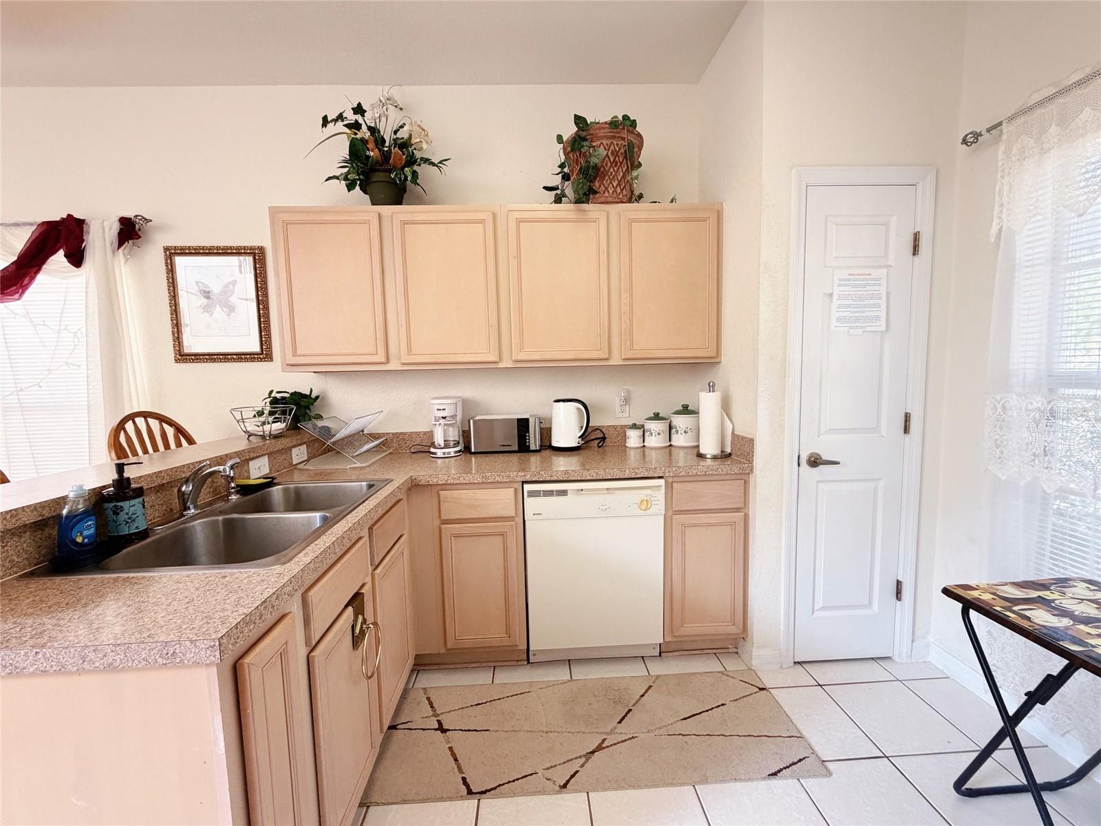 ABBEY/WEST HAVEN - Residential Lease