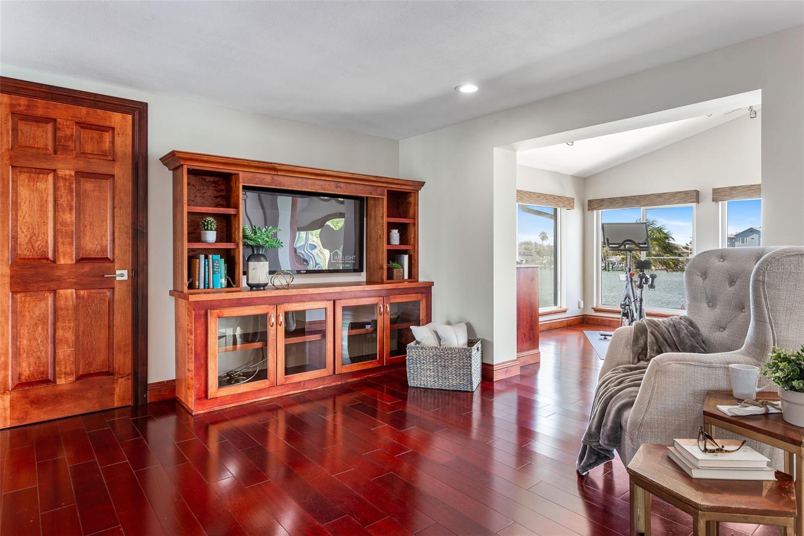 CRYSTAL ISLAND 1ST ADD - Residential