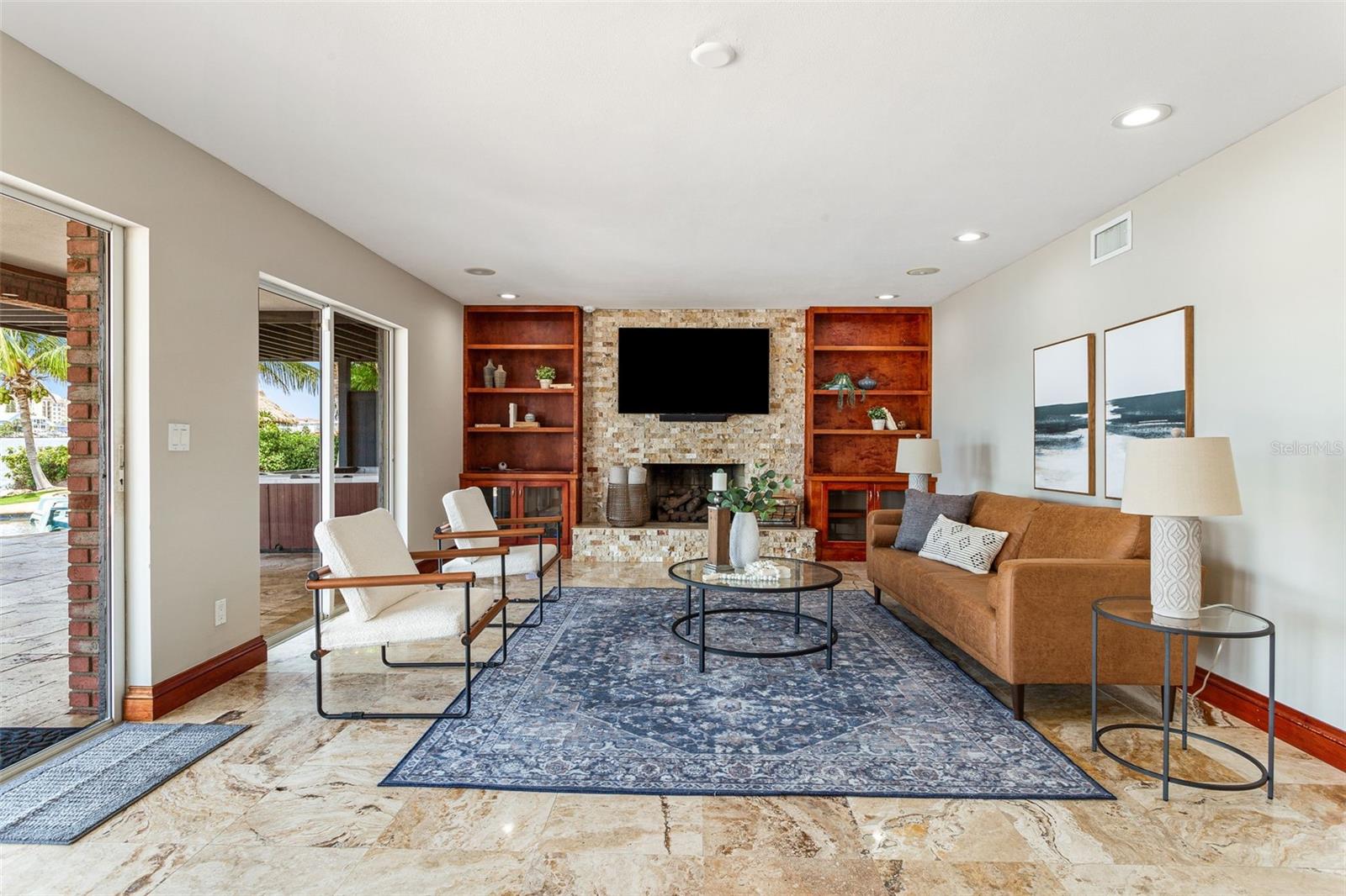 CRYSTAL ISLAND 1ST ADD - Residential