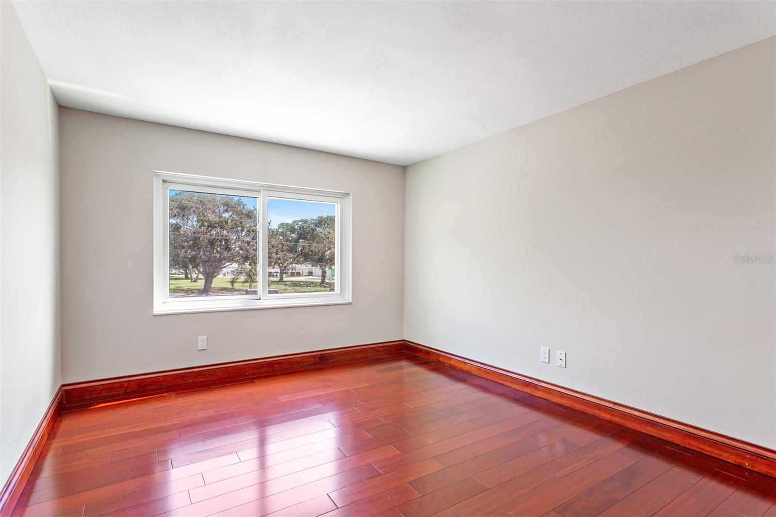 CRYSTAL ISLAND 1ST ADD - Residential