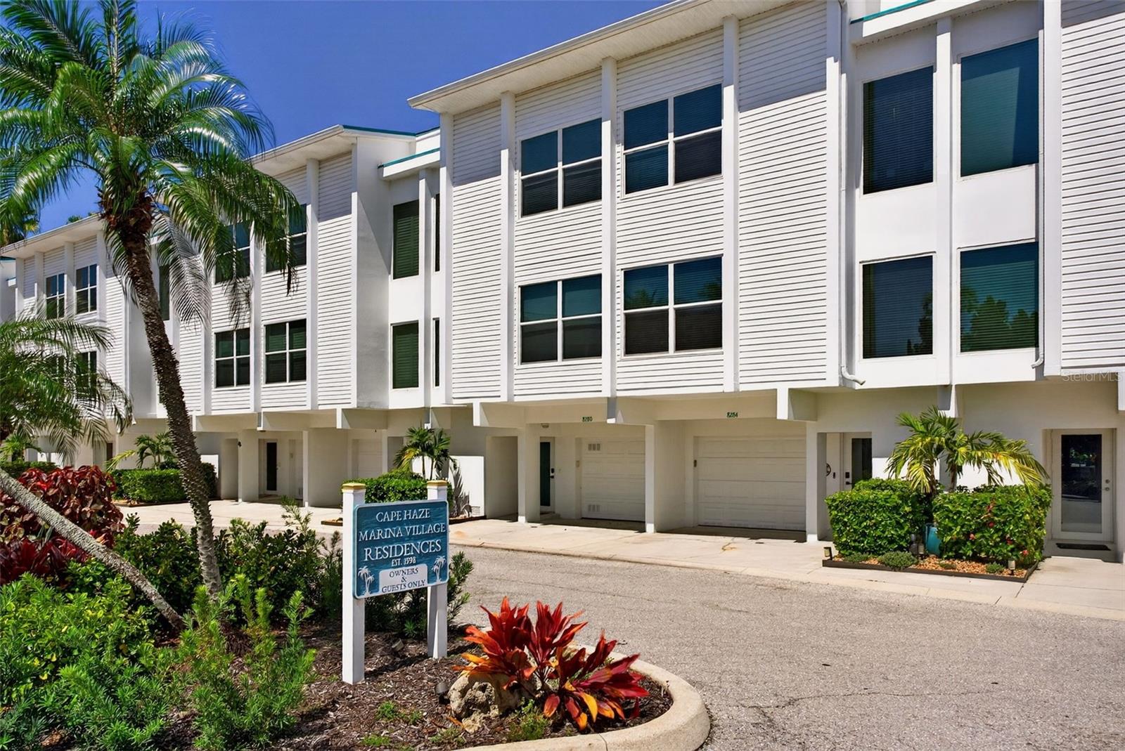 8284 HARBORSIDE CIRCLE 8284