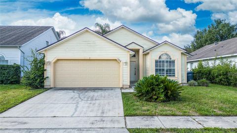 Photo of 125 Allison Avenue, Davenport, FL 33897 (MLS # S5149110)
