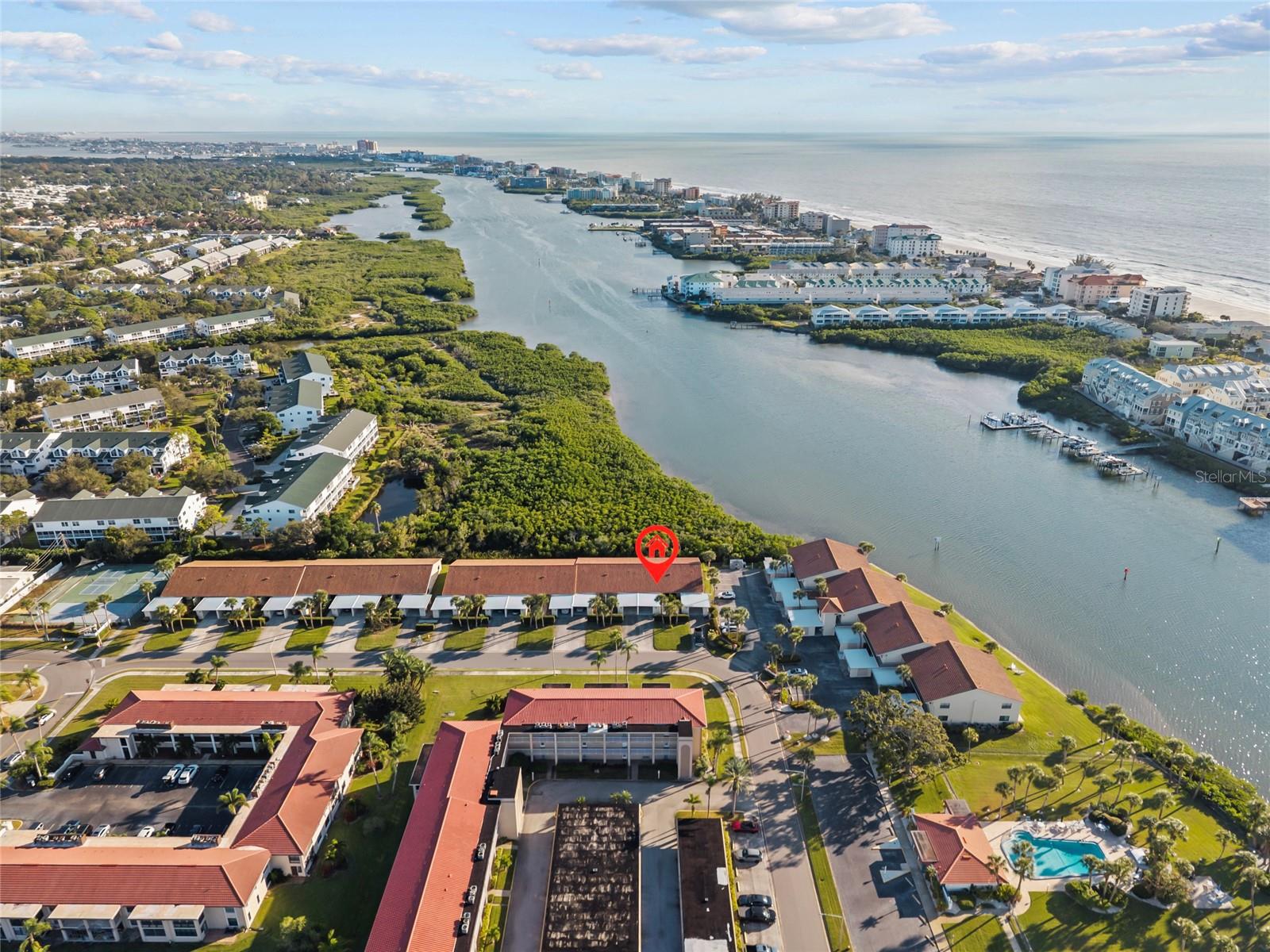 IMPERIAL POINT CONDO - Residential