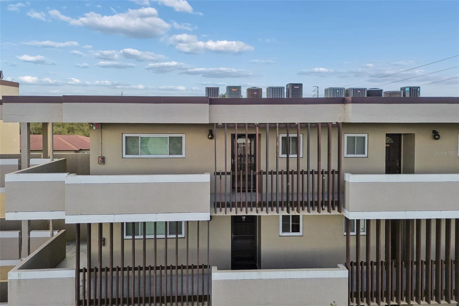 SUNSHINE TOWERS APT RESIDENCES - Residential