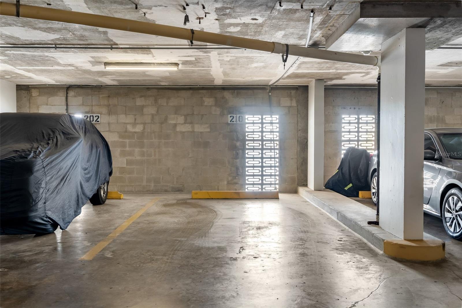 PIERCE 100 CONDO - Residential