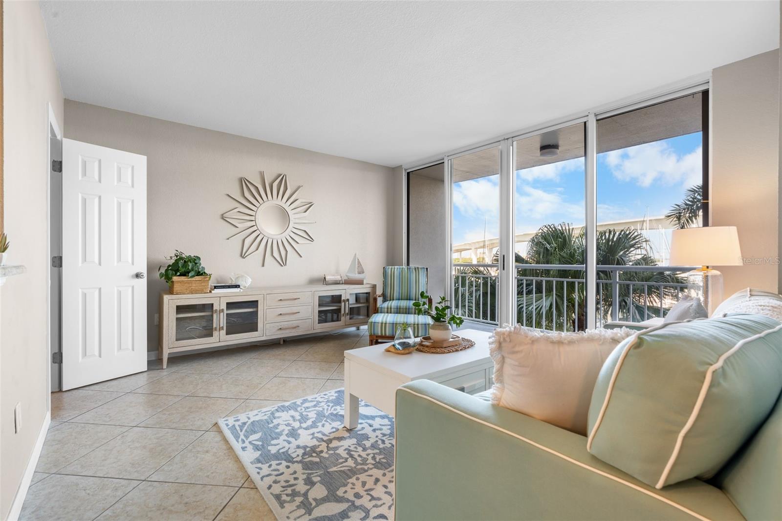 PIERCE 100 CONDO - Residential