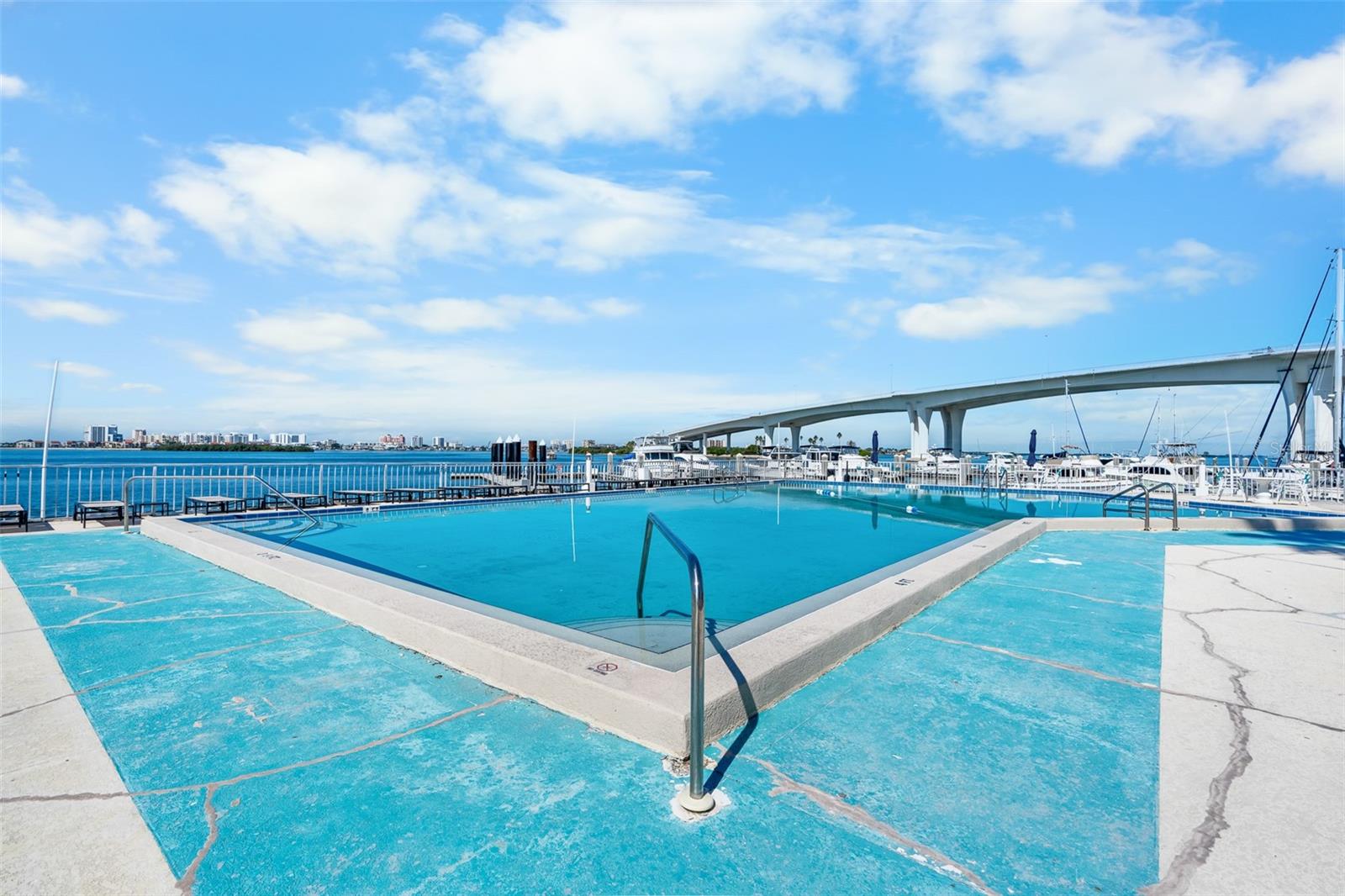 PIERCE 100 CONDO - Residential