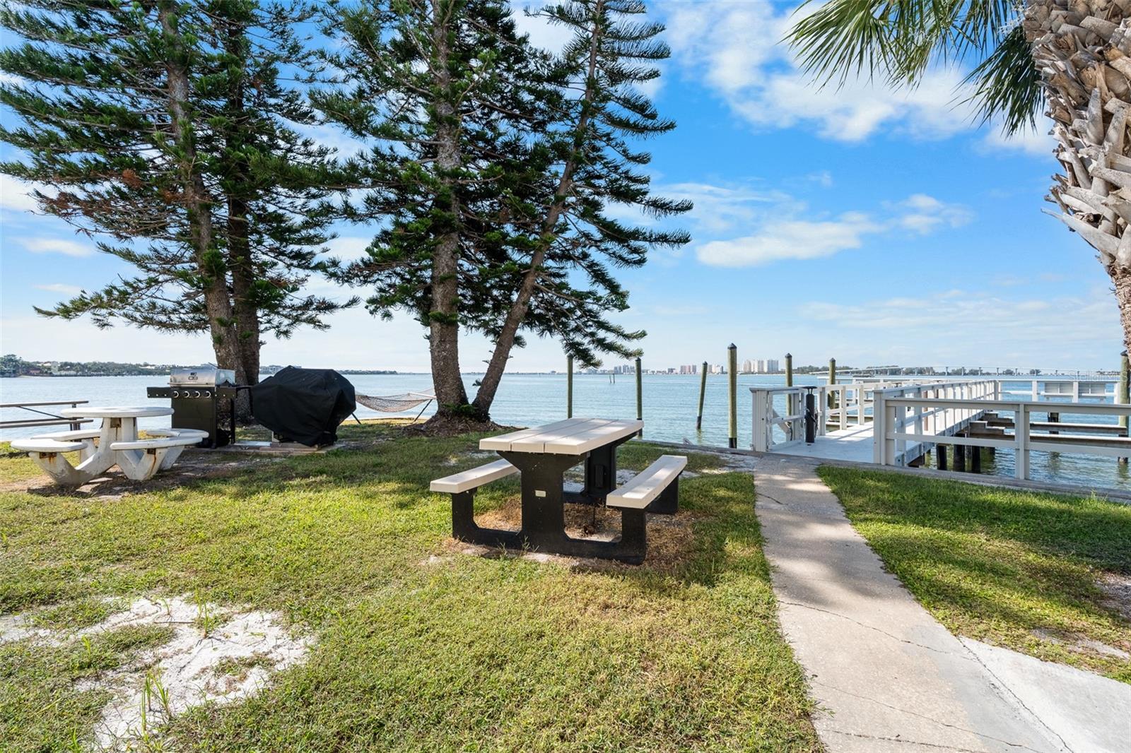 PIERCE 100 CONDO - Residential