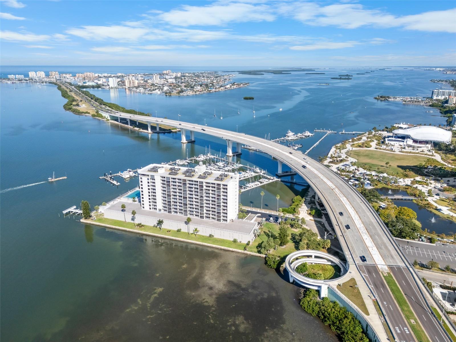 PIERCE 100 CONDO - Residential