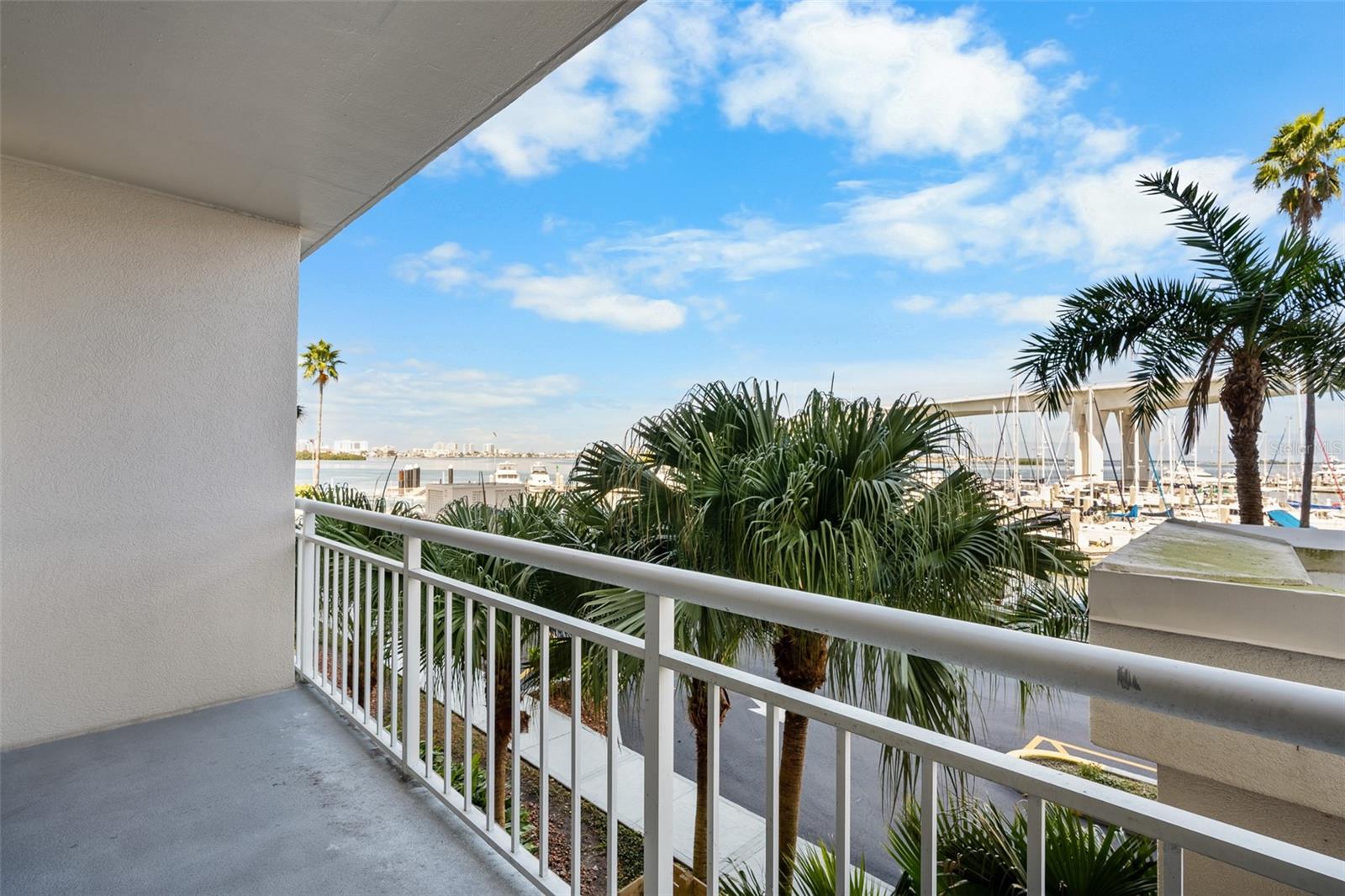 PIERCE 100 CONDO - Residential