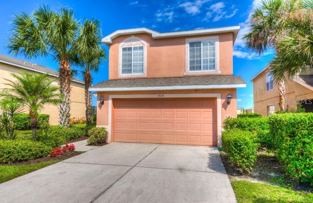 Photo of 7035 Montauk Point Crossing, Bradenton, FL 34212 (MLS # A4706405)