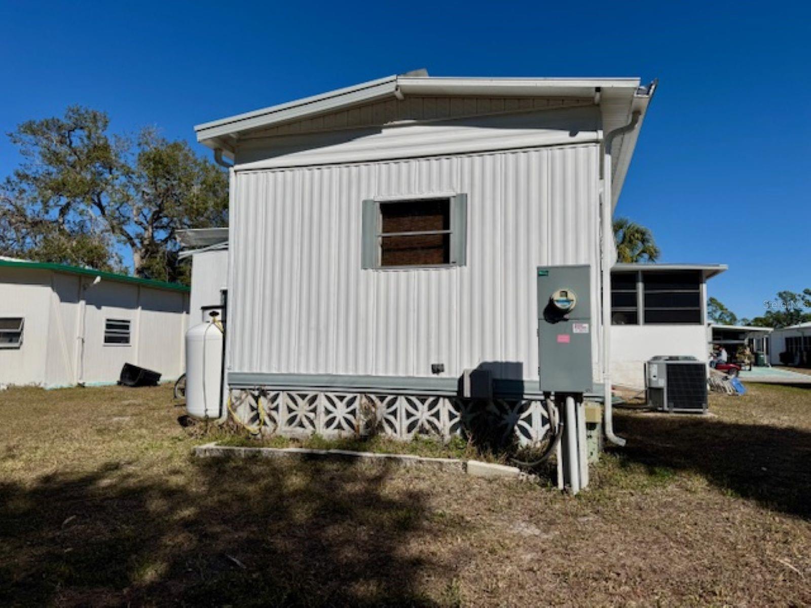 HOLIDAY PARK - Residential