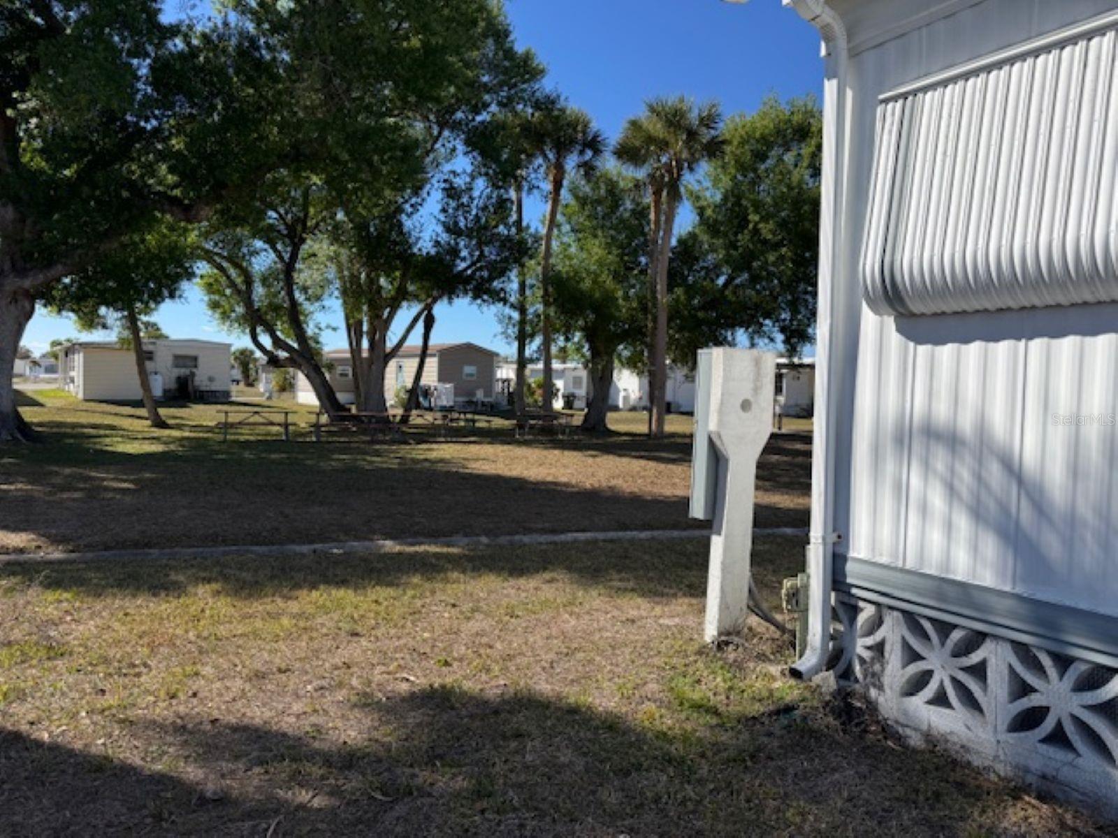 HOLIDAY PARK - Residential