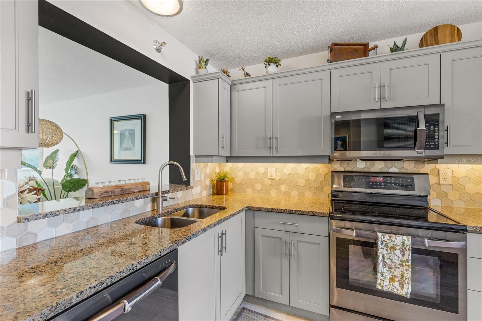 THE FAIRWAYS AT PINEBROOK PH II - Residential