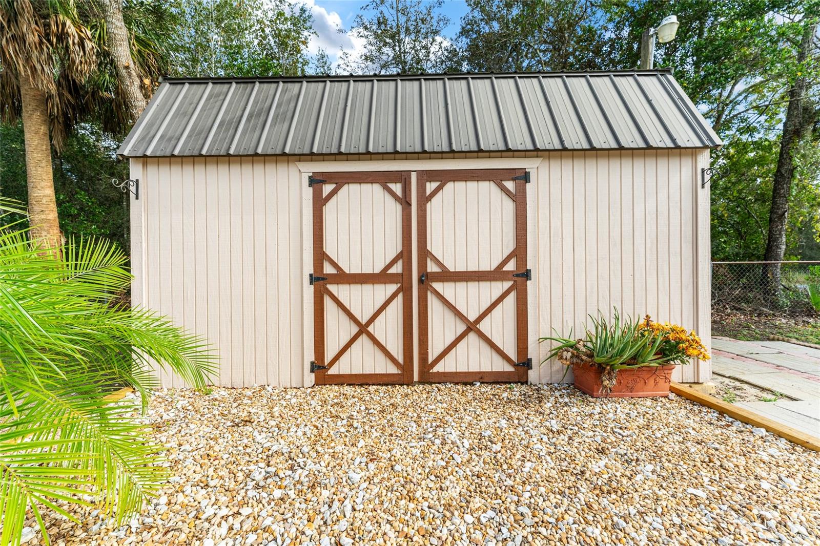 SILVER SPGS SHORES UN 01 - Residential