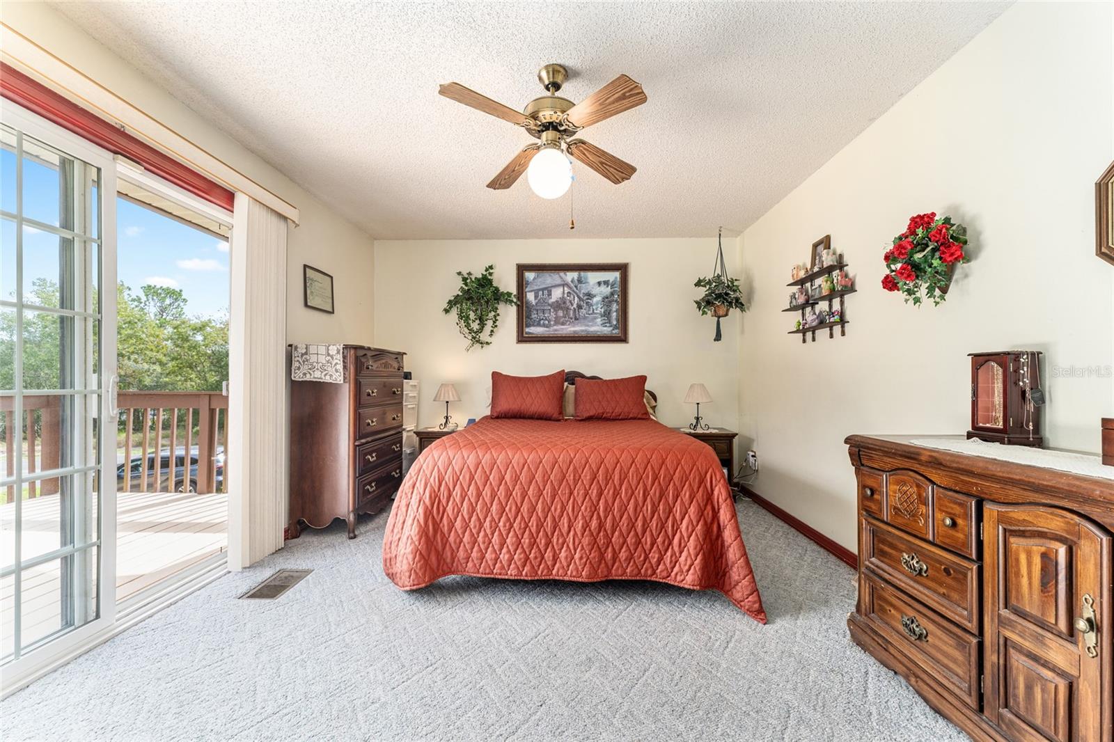 SILVER SPGS SHORES UN 01 - Residential