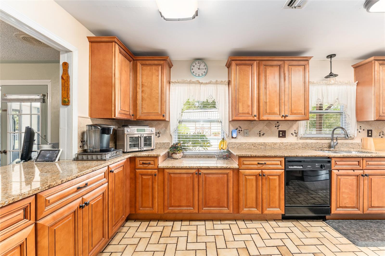 SILVER SPGS SHORES UN 01 - Residential