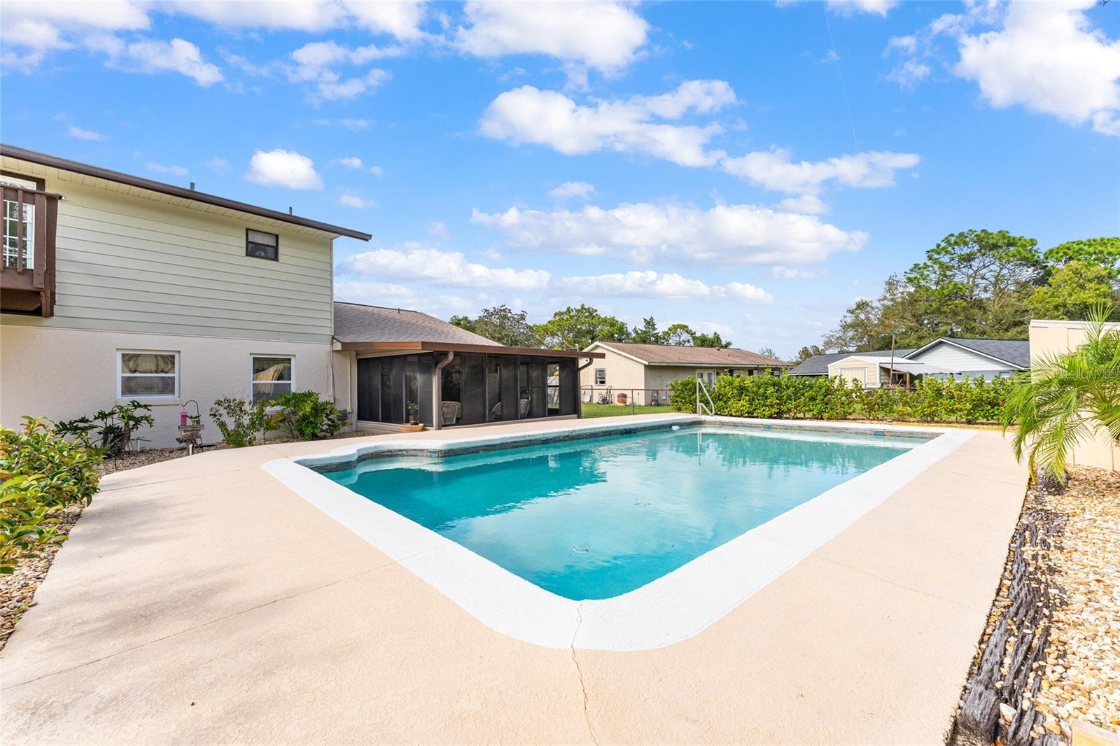 SILVER SPGS SHORES UN 01 - Residential