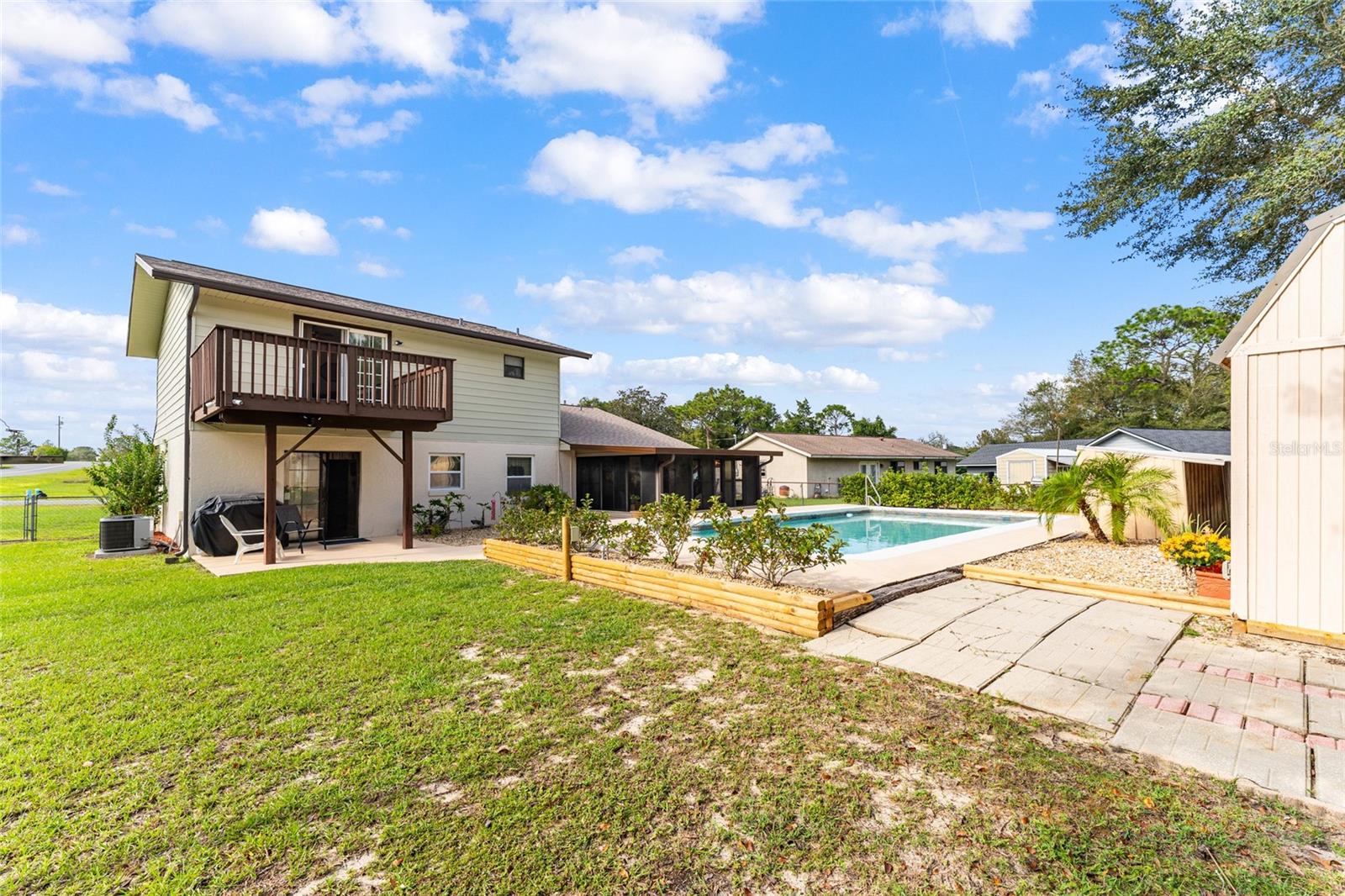 SILVER SPGS SHORES UN 01 - Residential