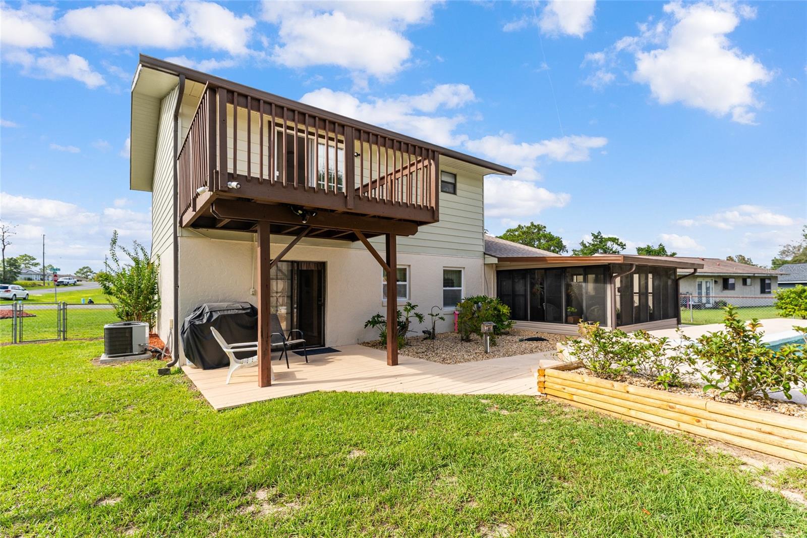 SILVER SPGS SHORES UN 01 - Residential