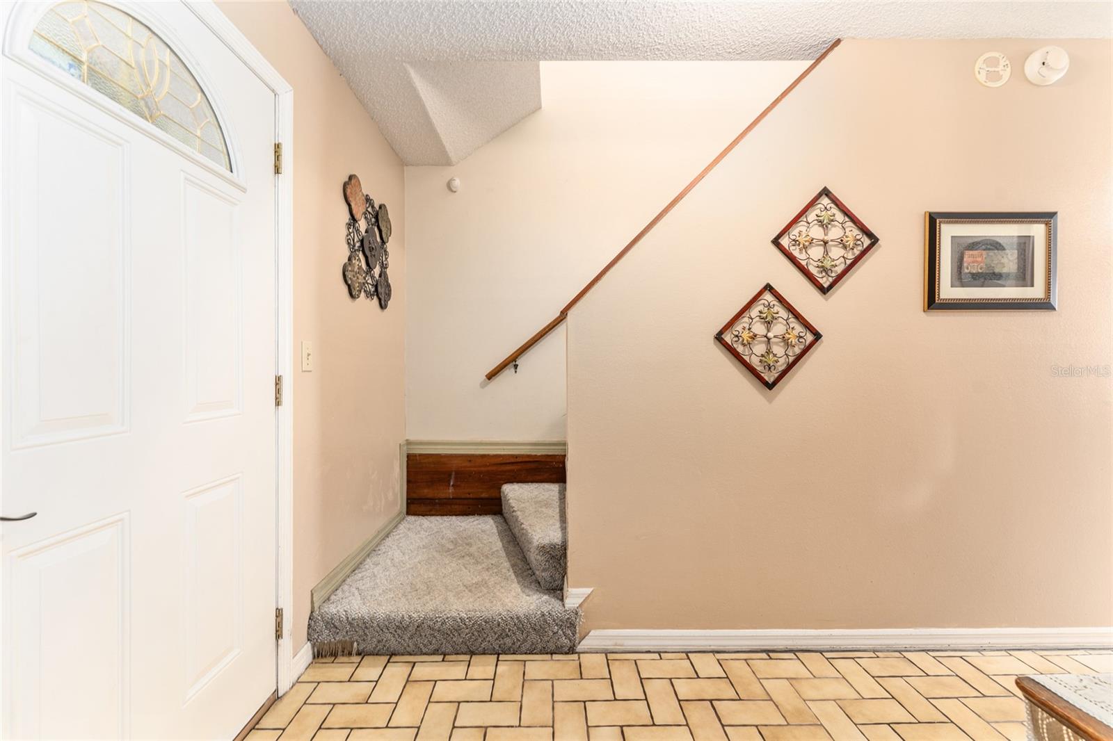 SILVER SPGS SHORES UN 01 - Residential