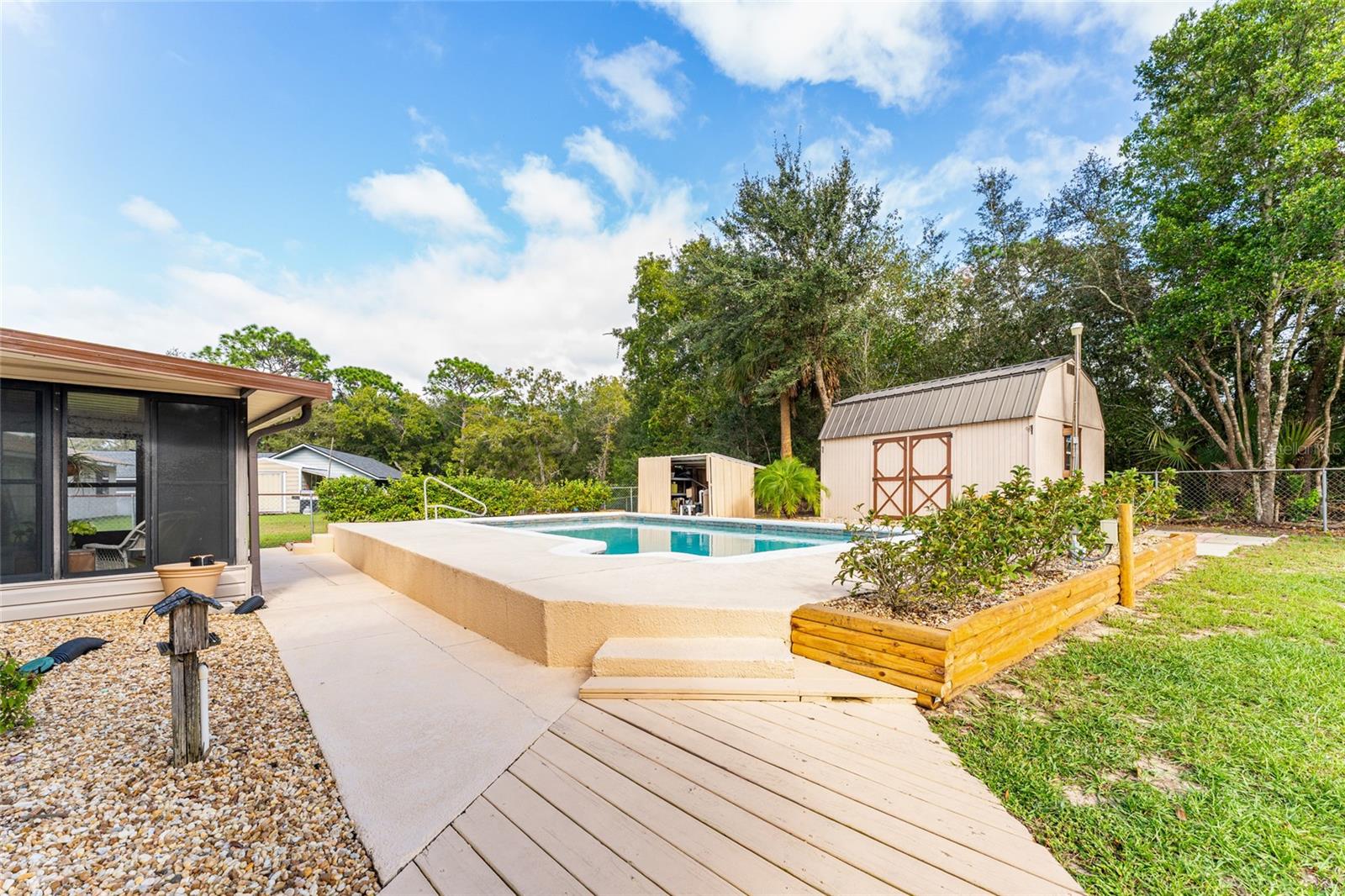 SILVER SPGS SHORES UN 01 - Residential