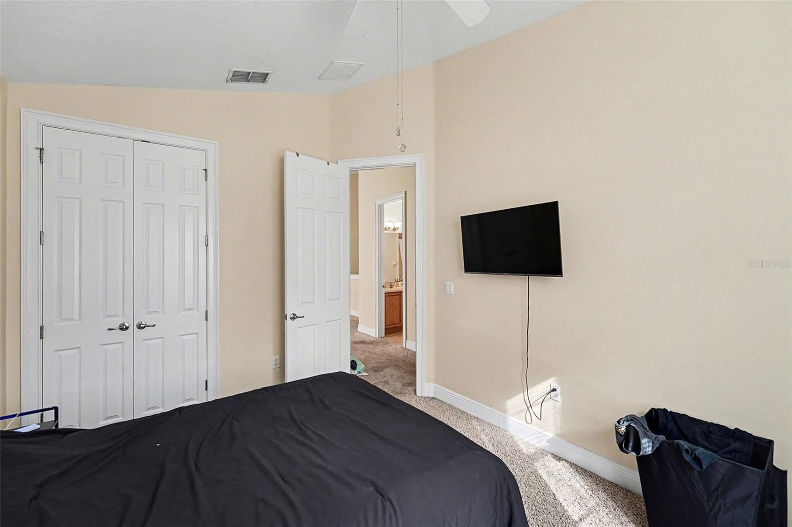 BANYAN BAY AT RUTLAND - Residential