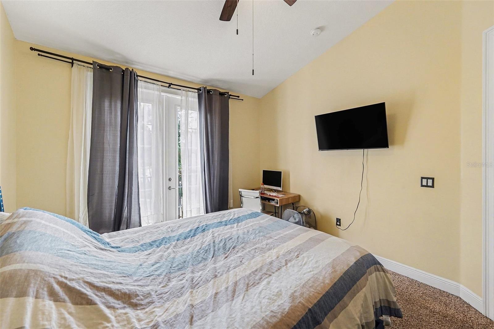 BANYAN BAY AT RUTLAND - Residential