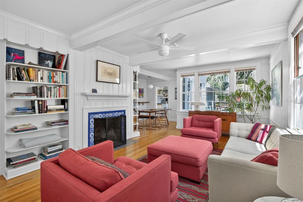 Photo of 531 NE Blvd, Gainesville, FL 32601 (MLS # GC539585)