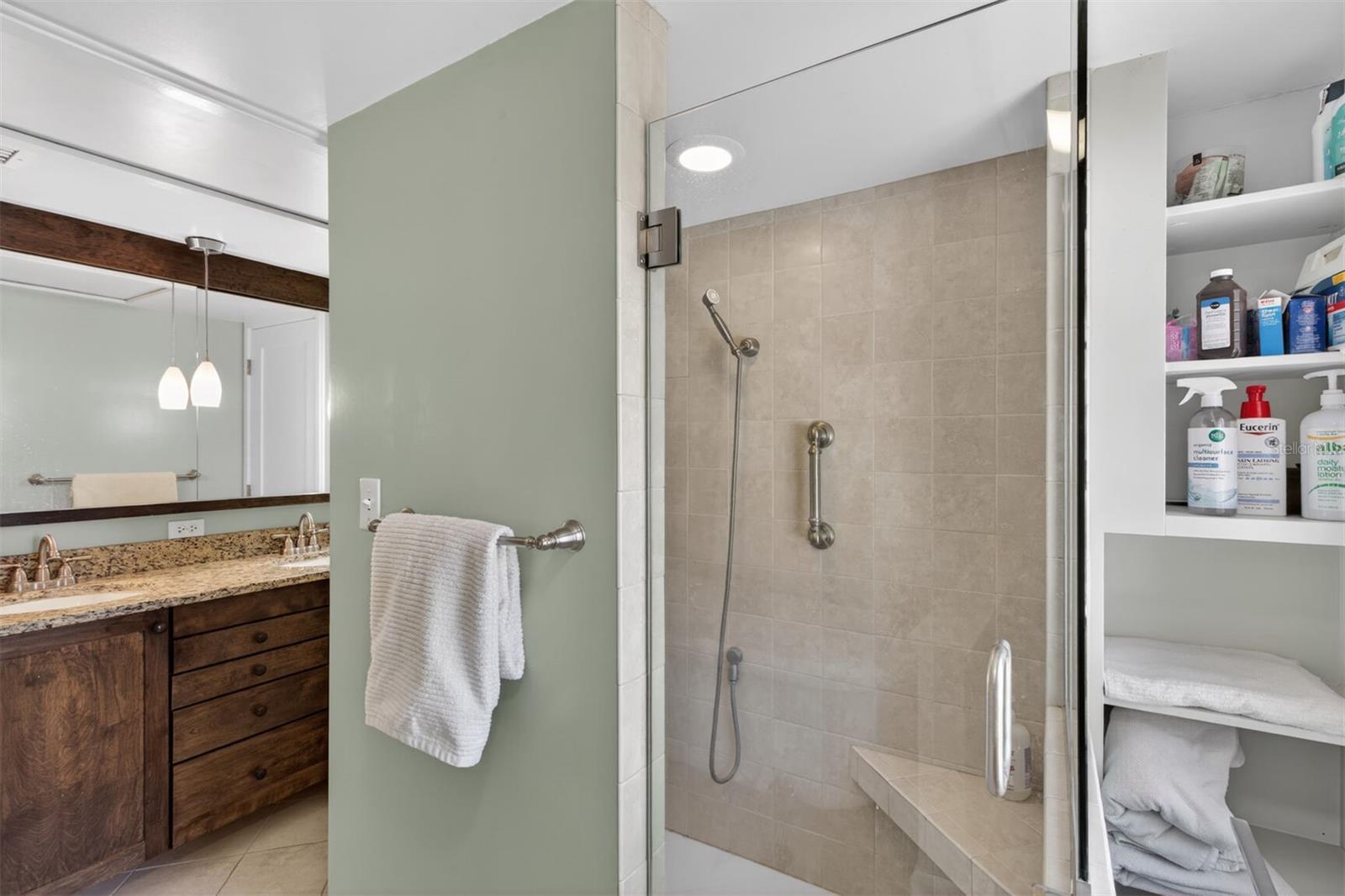 HIGHLAND TERRACE - Residential