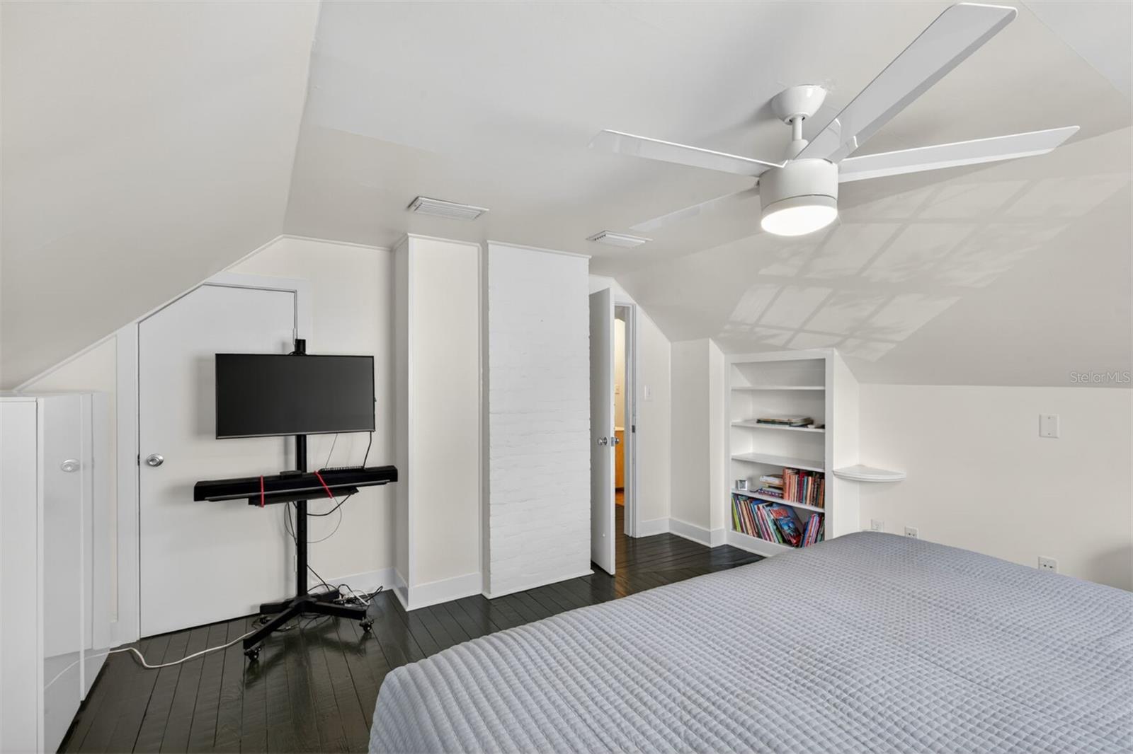 HIGHLAND TERRACE - Residential