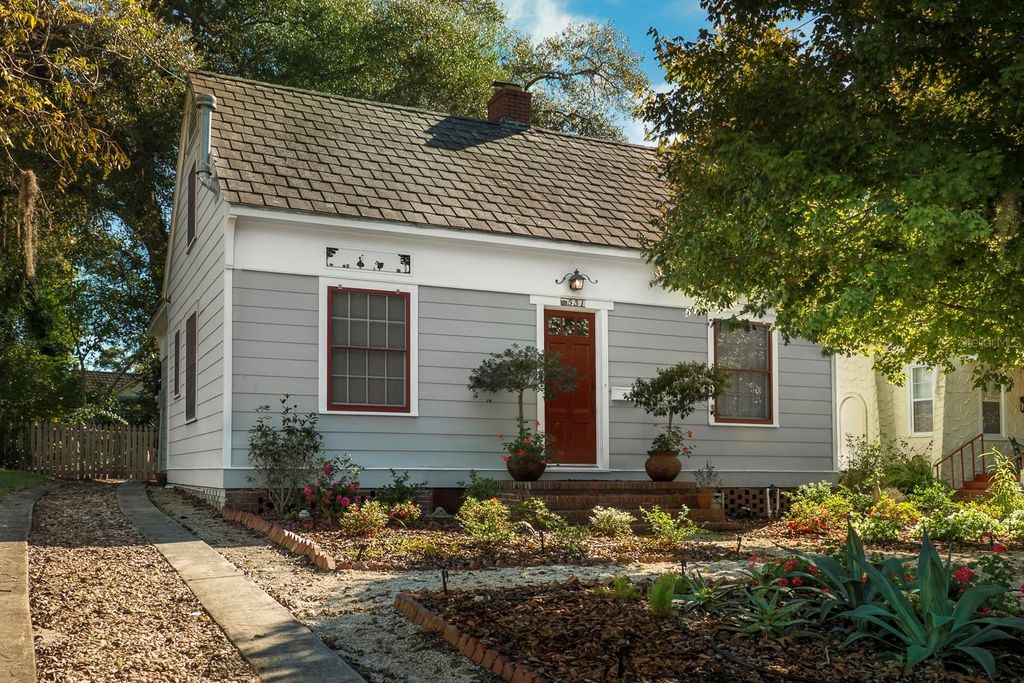 Photo of 531 NE Blvd, Gainesville, FL 32601 (MLS # GC539585)