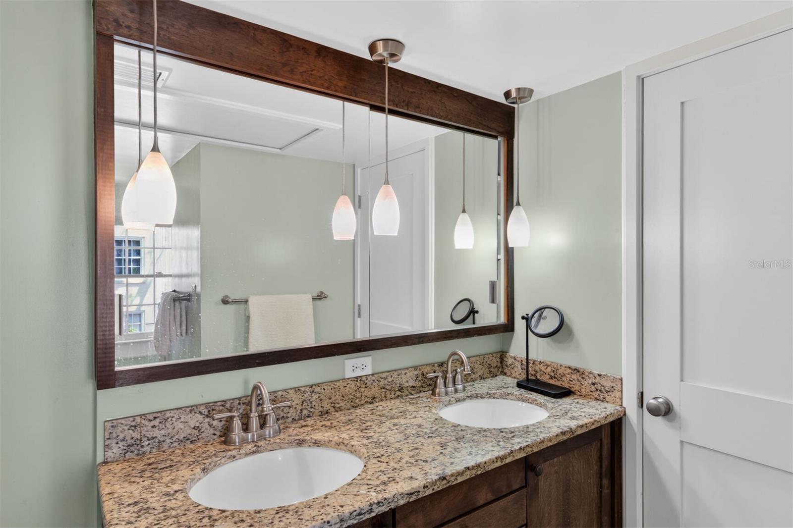 HIGHLAND TERRACE - Residential