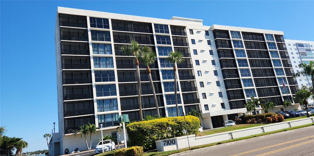 Photo of 7100 Sunshine Skyway Lane S #906, St Petersburg, FL 33711 (MLS # TB8437164)