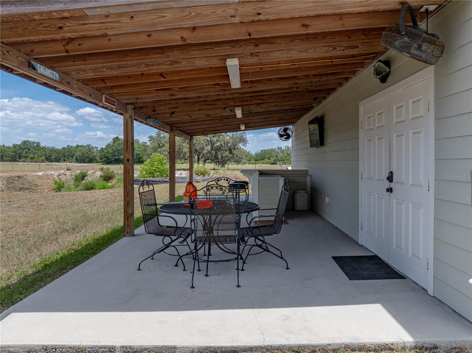 MAMMOTH GROVE - Residential