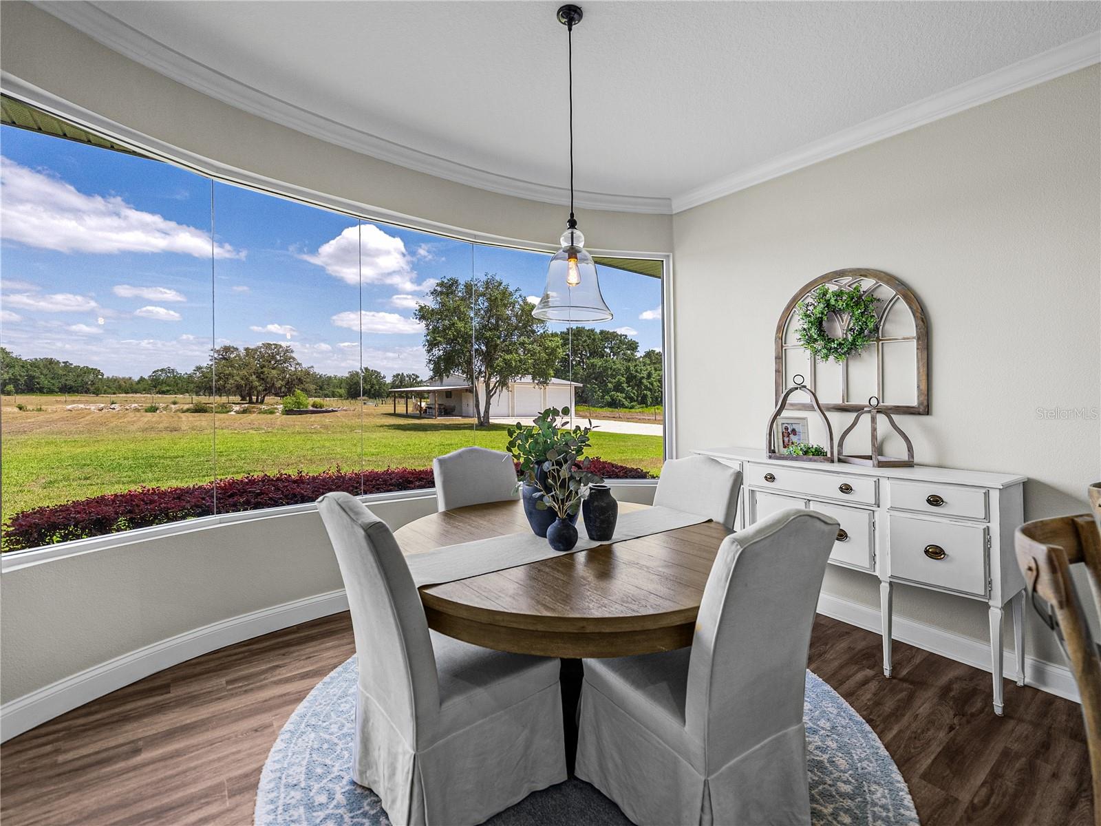 MAMMOTH GROVE - Residential