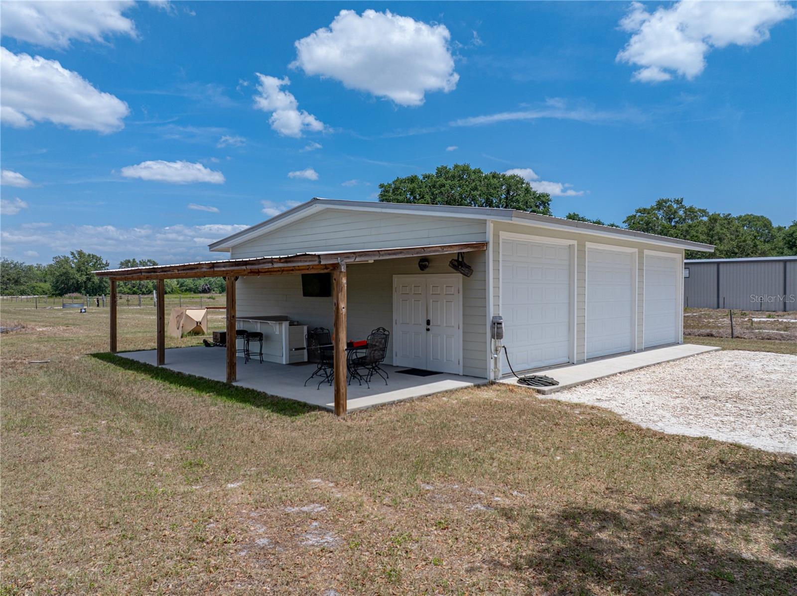 MAMMOTH GROVE - Residential