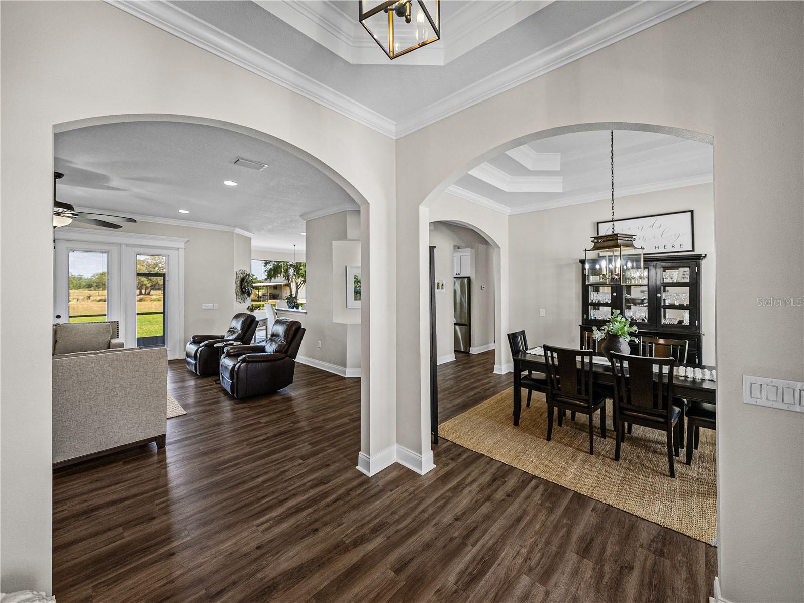 MAMMOTH GROVE - Residential