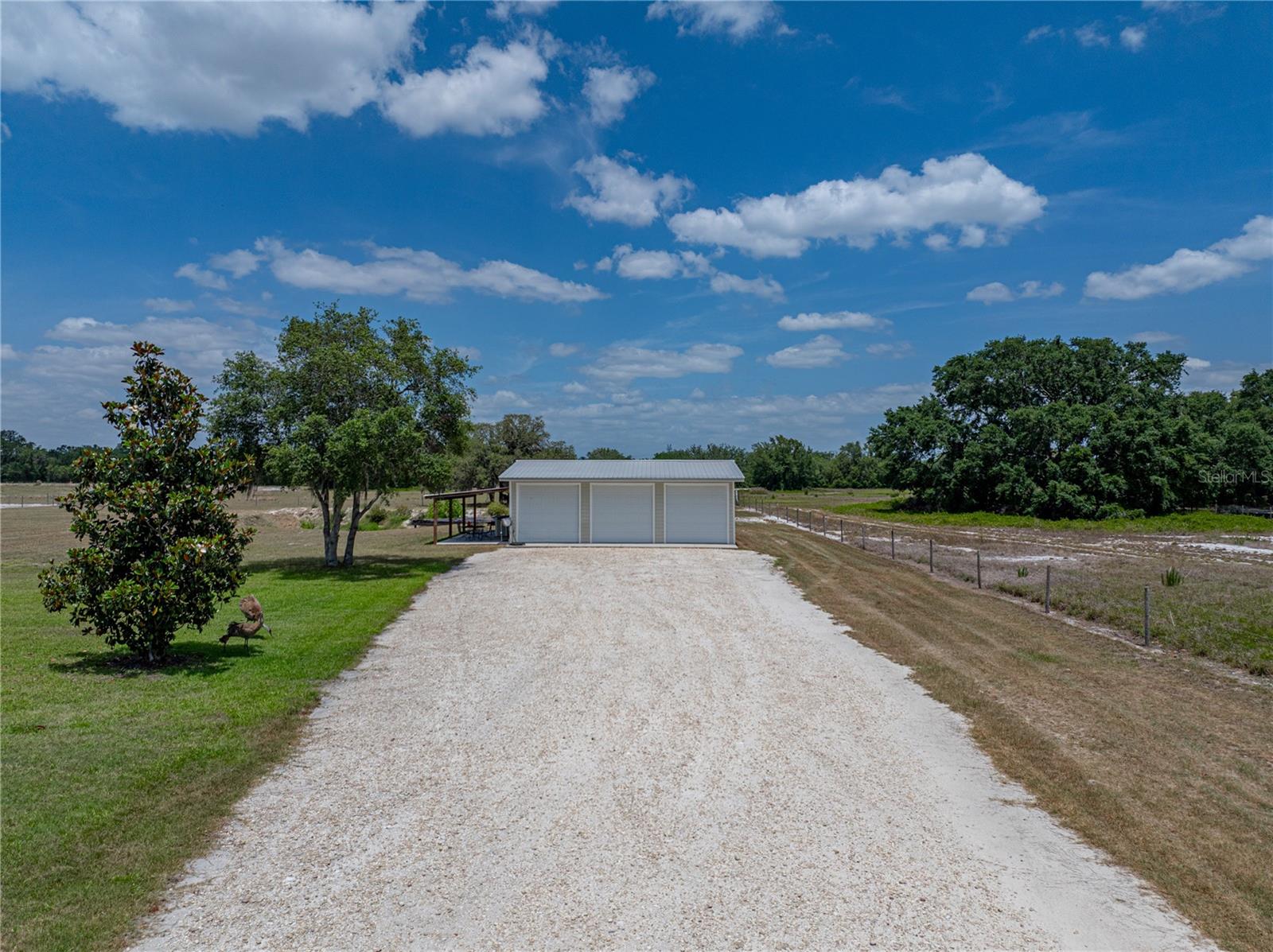 MAMMOTH GROVE - Residential
