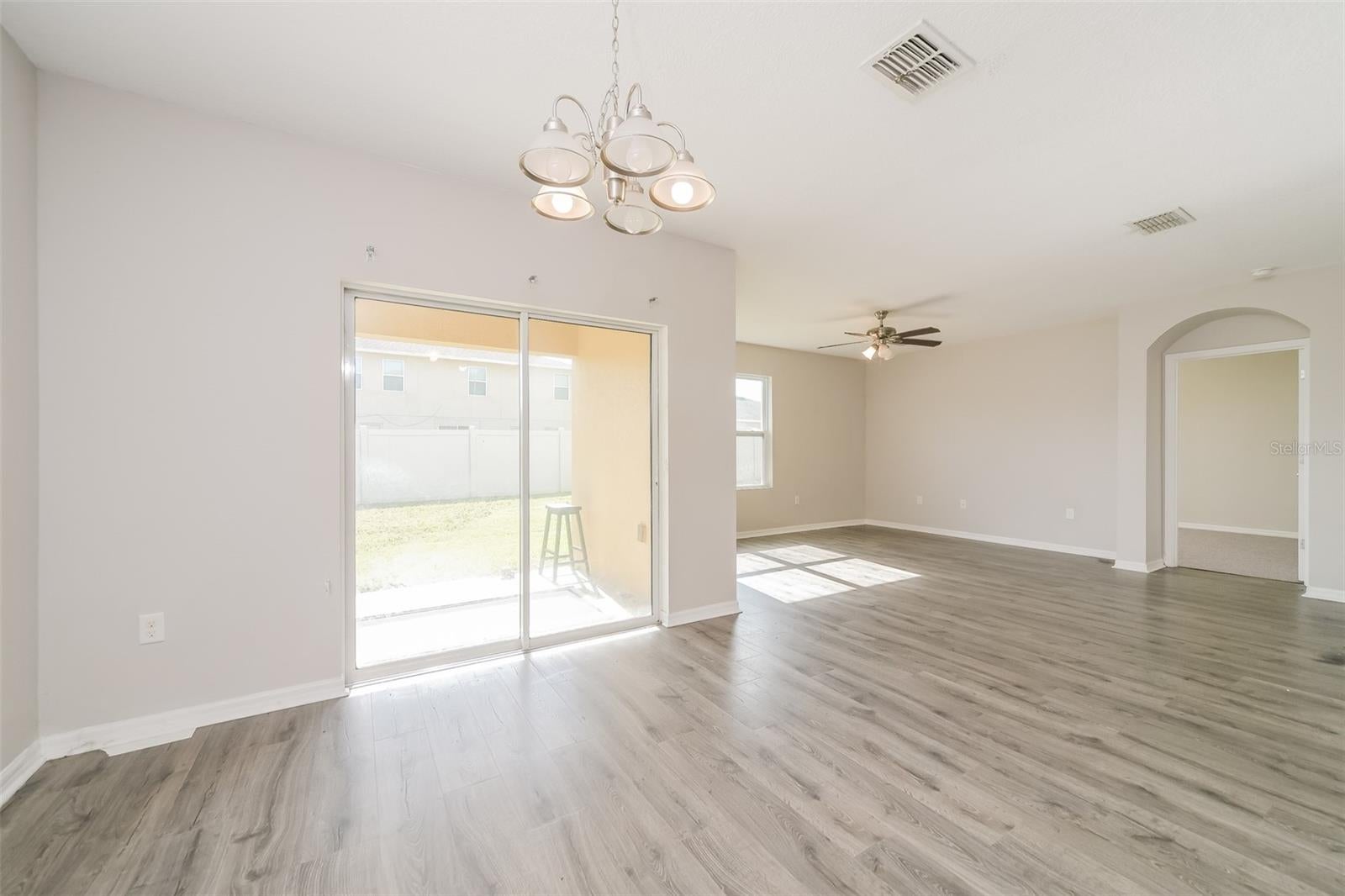 2301 SEQUOIA WAY
