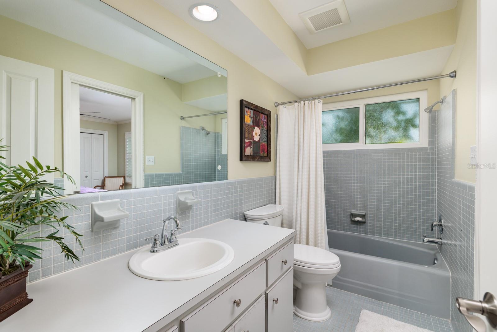 FAIRWAY ESTATES 5TH ADD - Residential