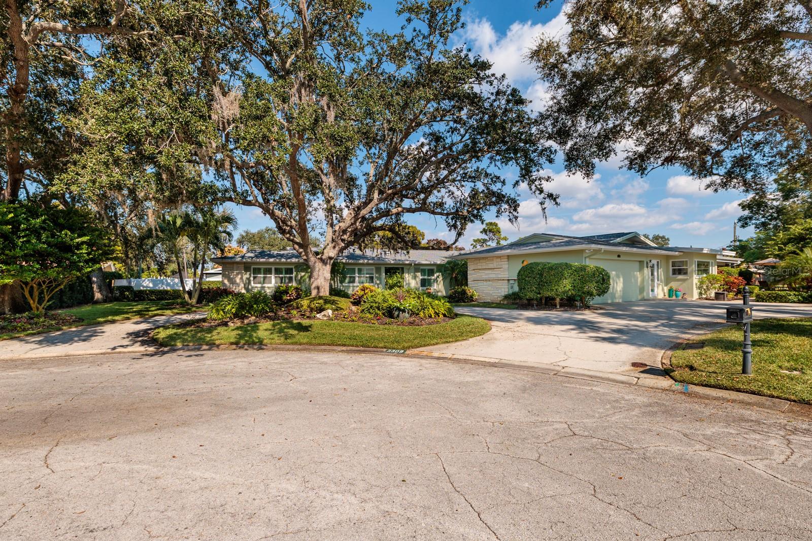 FAIRWAY ESTATES 5TH ADD - Residential