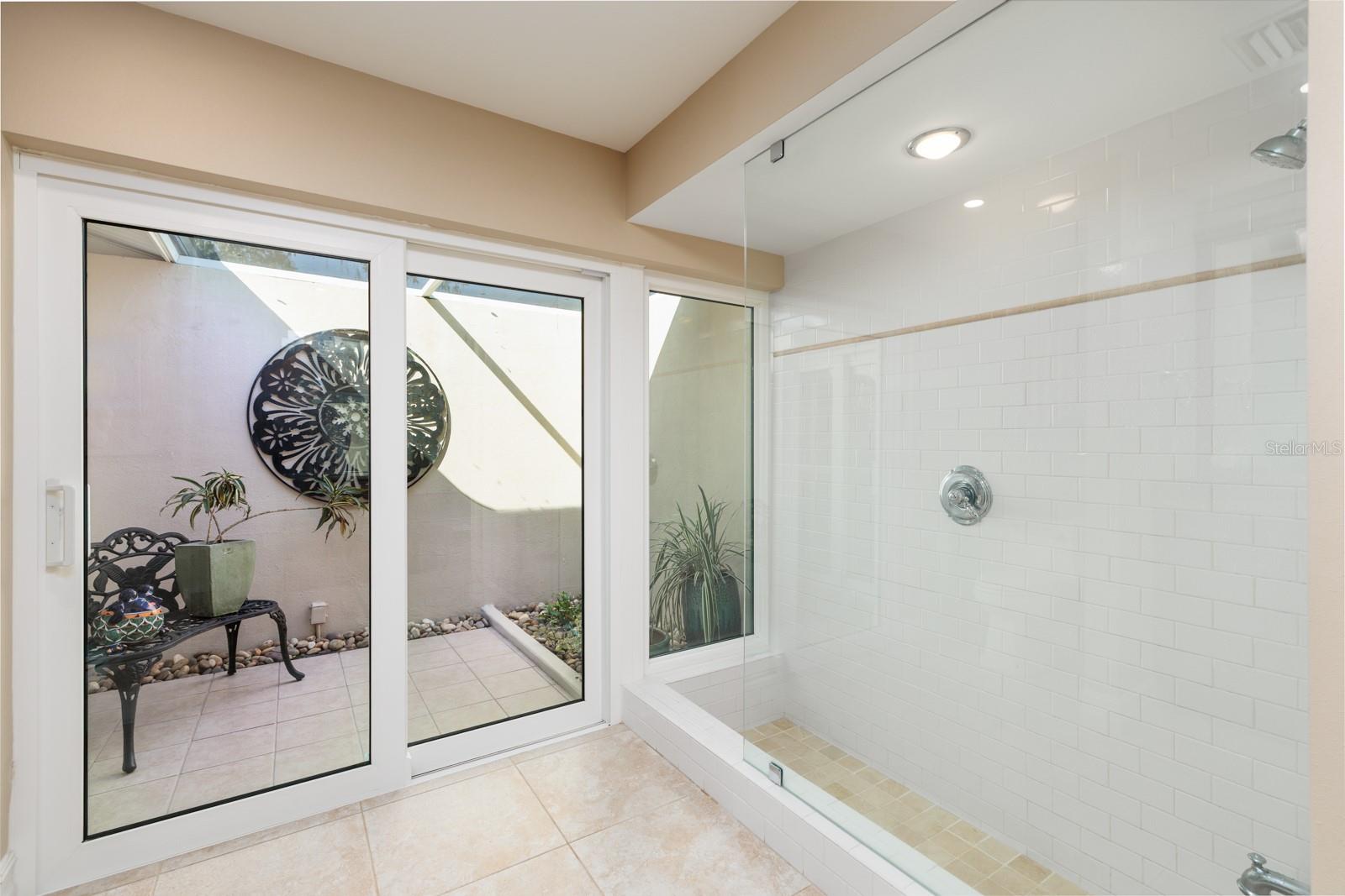 FAIRWAY ESTATES 5TH ADD - Residential