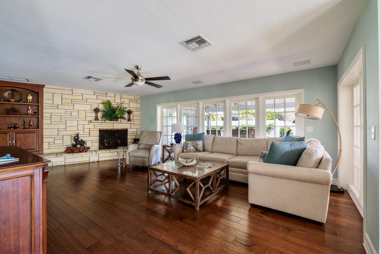 FAIRWAY ESTATES 5TH ADD - Residential