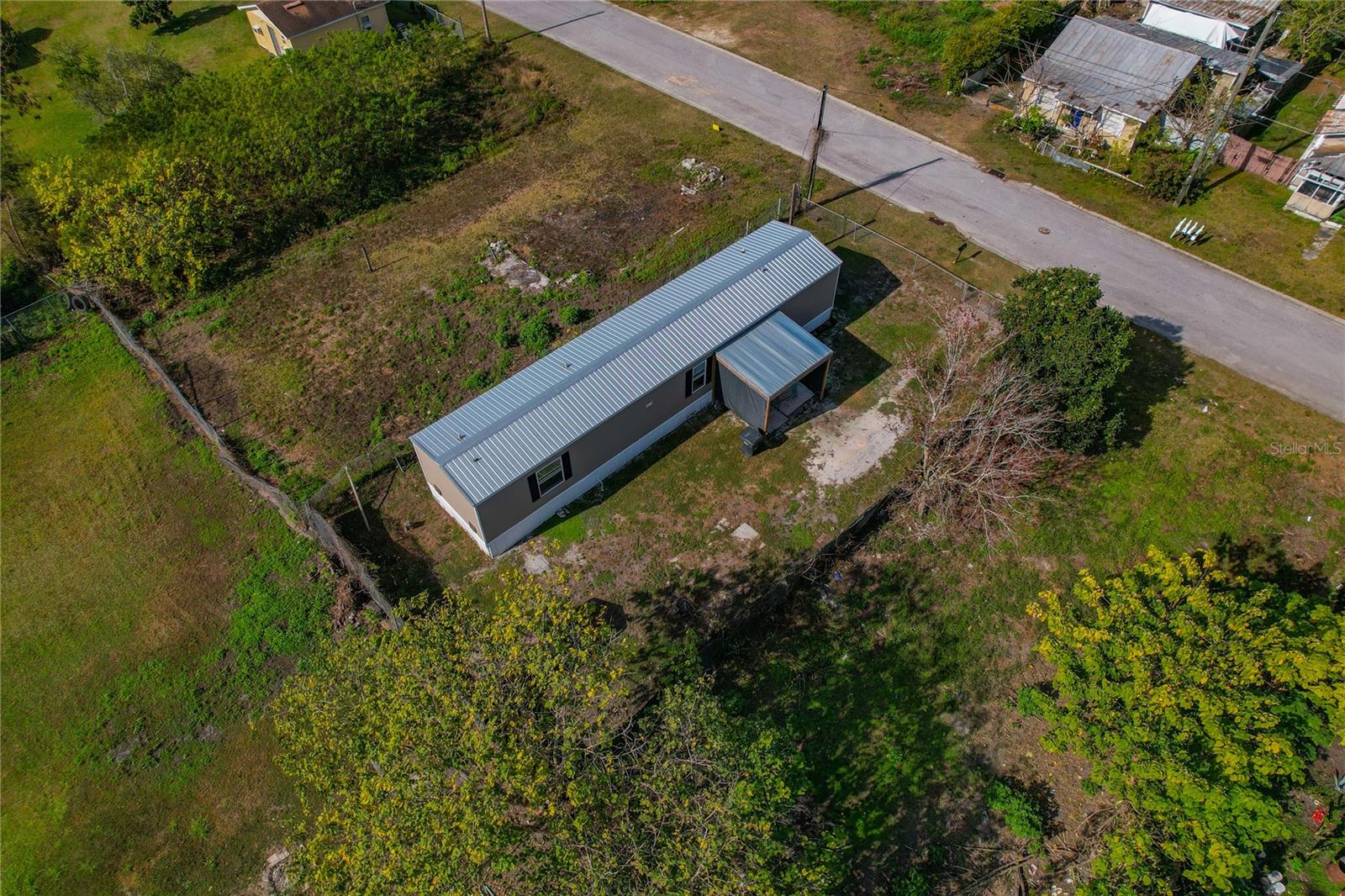 LESLIE J A SUB - Residential