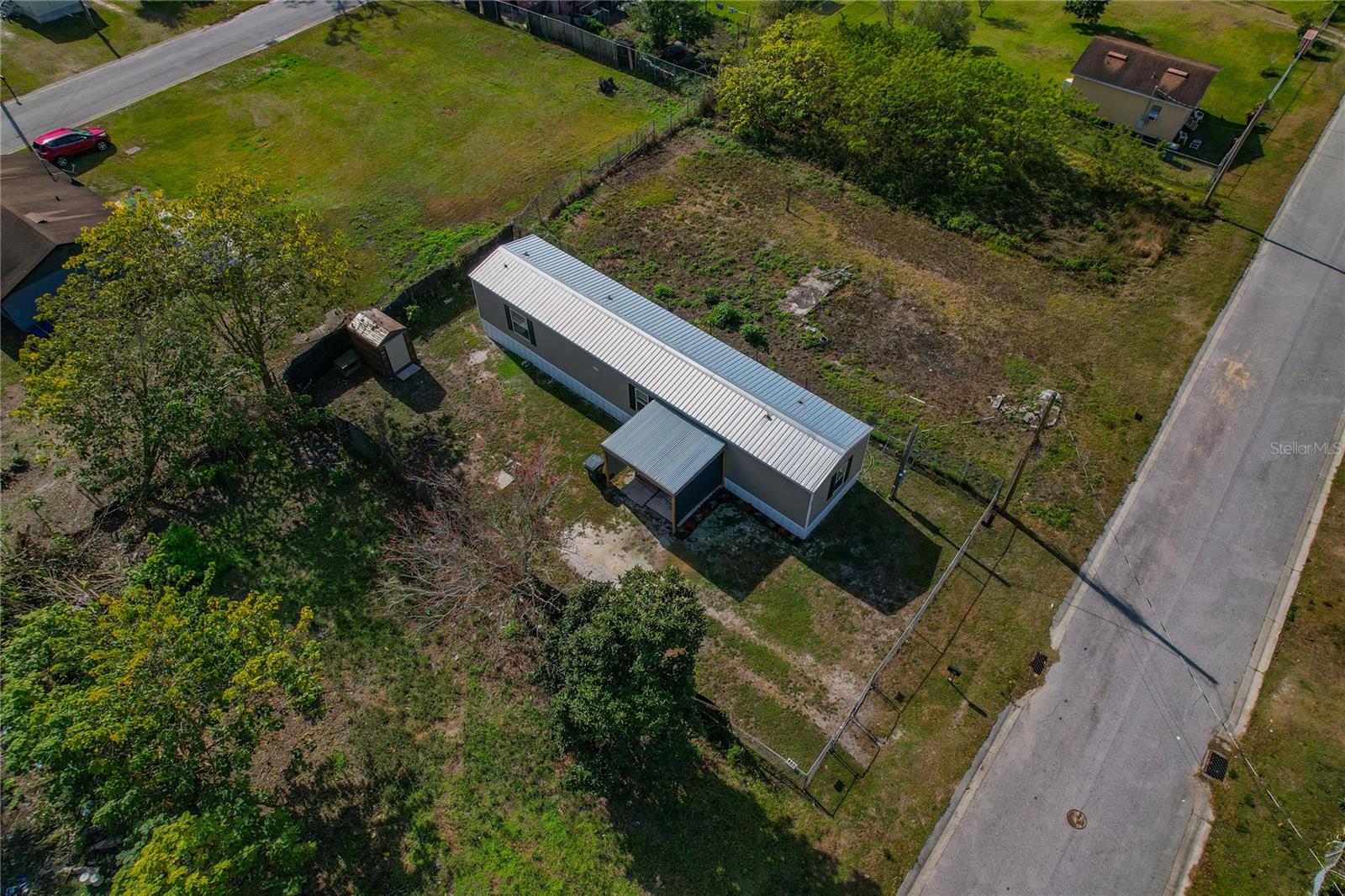 LESLIE J A SUB - Residential