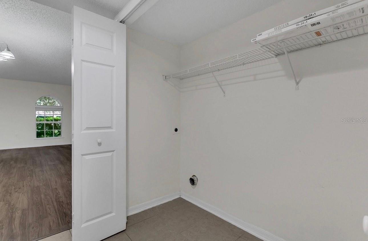 WETHERBEE LAKES SUB - Residential