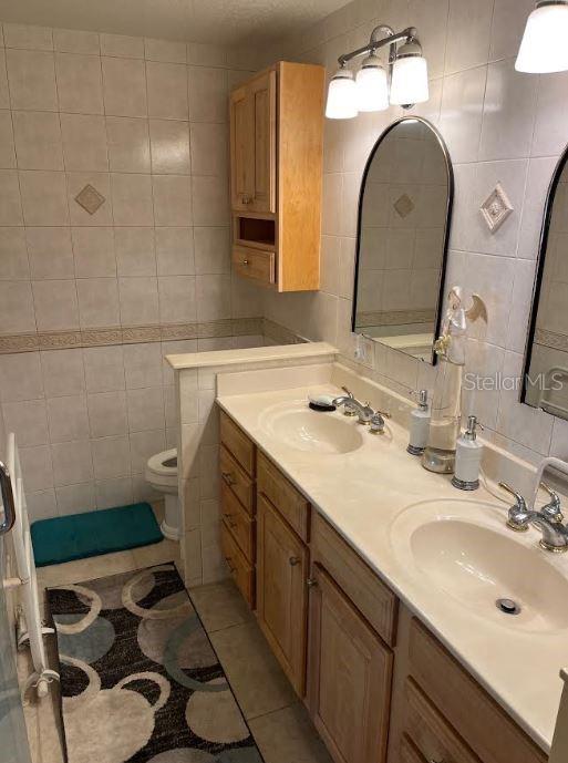 HORTI POINT RIVER FRONT ESTATES - Residential